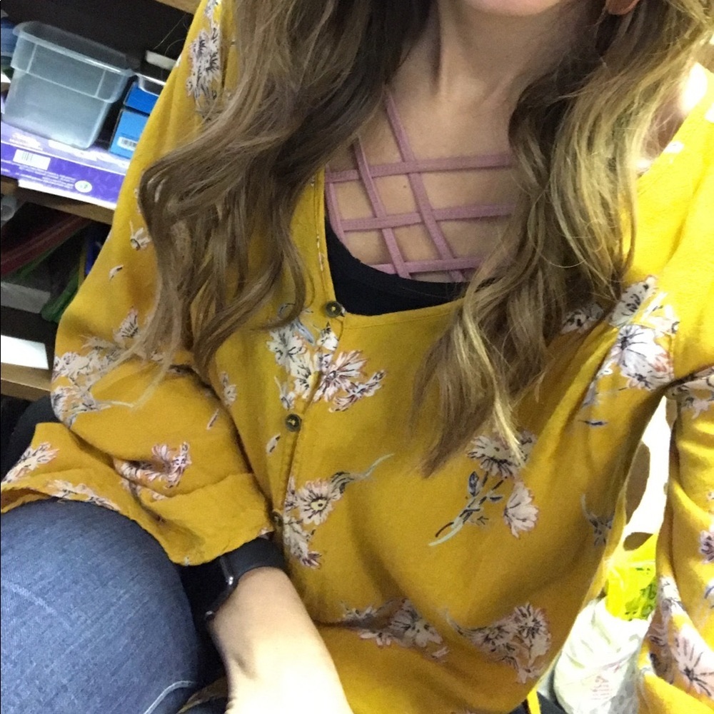 Billabong top💛